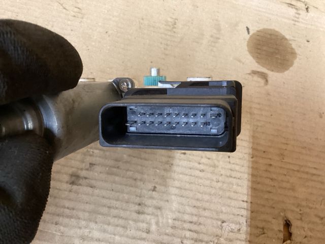 bontott VW PASSAT B6 Jobb hátsó Ablakemelő Motor