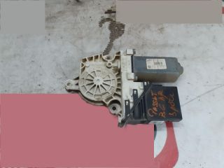 bontott VW PASSAT B6 Jobb hátsó Ablakemelő Motor