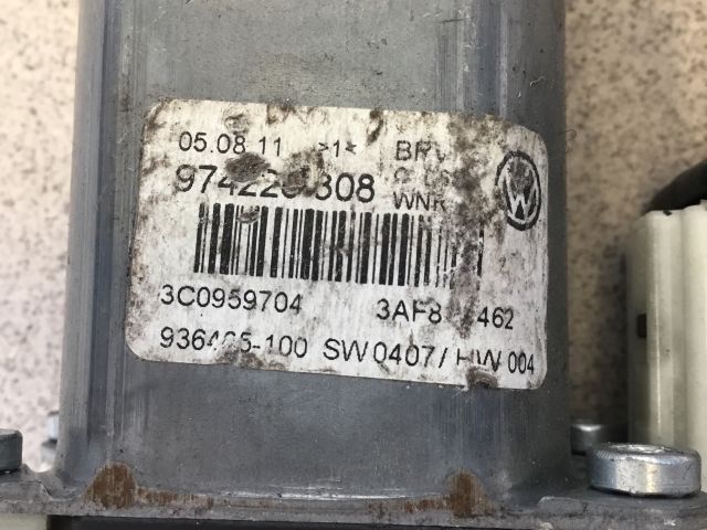 bontott VW PASSAT B6 Jobb hátsó Ablakemelő Motor