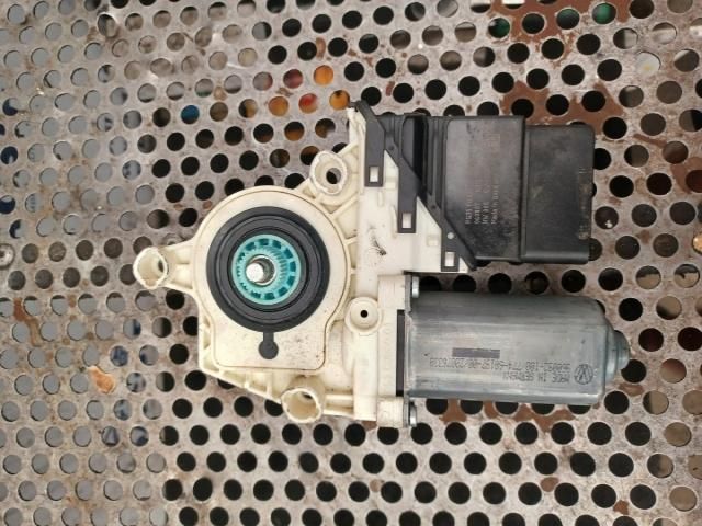 bontott VW PASSAT B6 Jobb hátsó Ablakemelő Motor