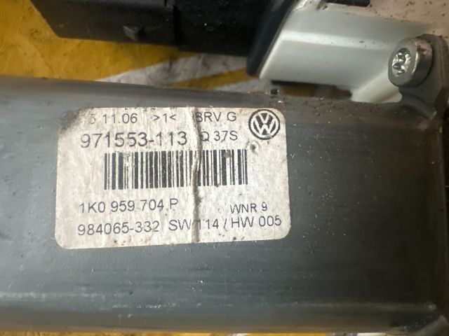 bontott VW PASSAT B6 Jobb hátsó Ablakemelő Motor