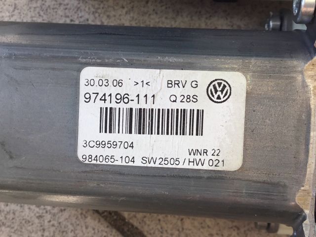 bontott VW PASSAT B6 Jobb hátsó Ablakemelő Motor