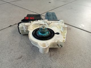 bontott VW PASSAT B6 Jobb hátsó Ablakemelő Motor