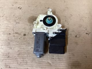 bontott VW PASSAT B6 Jobb hátsó Ablakemelő Motor