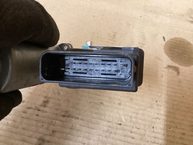 bontott VW PASSAT B6 Jobb hátsó Ablakemelő Motor