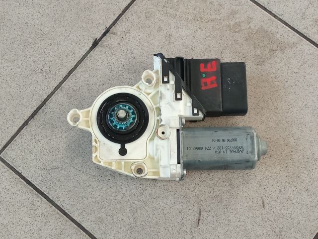 bontott VW PASSAT B6 Jobb hátsó Ablakemelő Motor