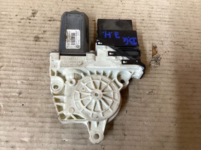 bontott VW PASSAT B6 Jobb hátsó Ablakemelő Motor