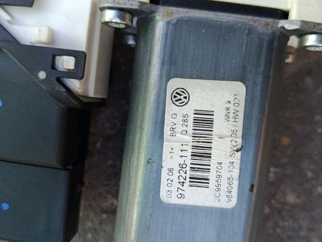 bontott VW PASSAT B6 Jobb hátsó Ablakemelő Motor