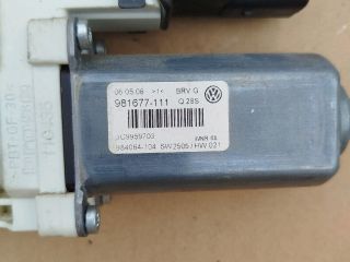 bontott VW PASSAT B6 Jobb hátsó Ablakemelő Motor
