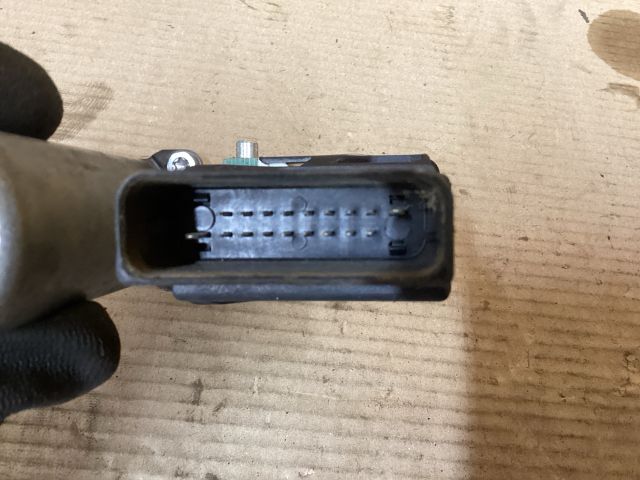 bontott VW PASSAT B6 Jobb hátsó Ablakemelő Motor