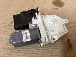bontott VW PASSAT B6 Jobb hátsó Ablakemelő Motor