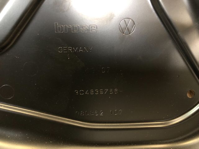 bontott VW PASSAT B6 Jobb hátsó Ablakemelő Szerkezet (Elektromos)