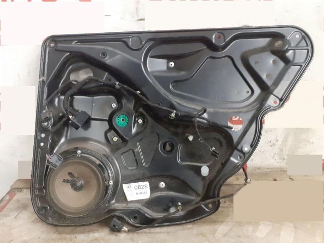 bontott VW PASSAT B6 Jobb hátsó Ablakemelő Szerkezet (Elektromos)