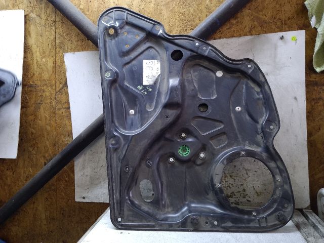 bontott VW PASSAT B6 Jobb hátsó Ablakemelő Szerkezet (Elektromos)