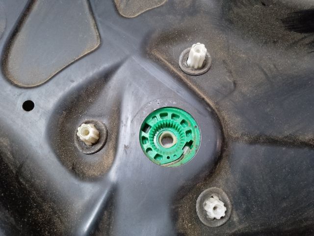 bontott VW PASSAT B6 Jobb hátsó Ablakemelő Szerkezet (Elektromos)