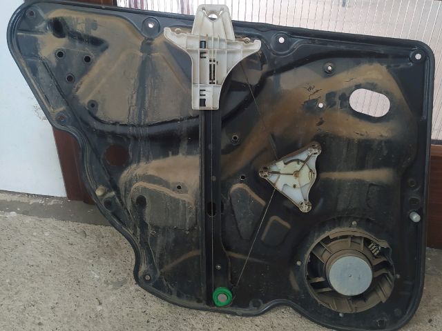 bontott VW PASSAT B6 Jobb hátsó Ablakemelő Szerkezet (Elektromos)