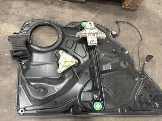 bontott VW PASSAT B6 Jobb hátsó Ablakemelő Szerkezet (Elektromos)