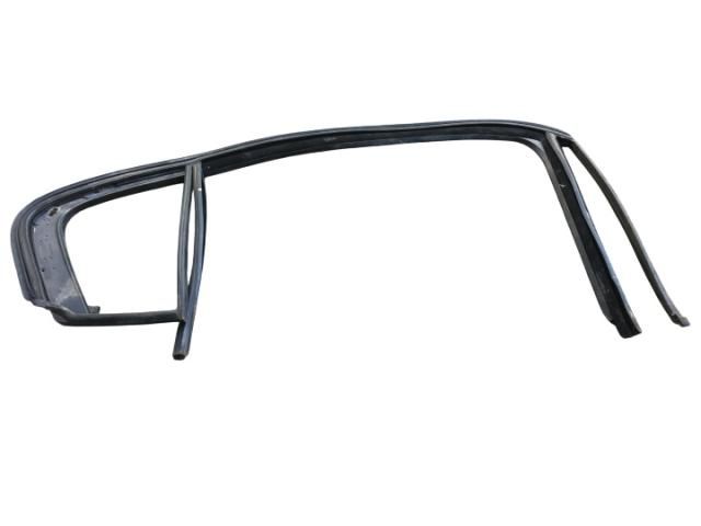 bontott VW PASSAT B6 Jobb hátsó Ablakvezető Gumi