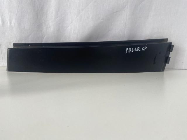 bontott VW PASSAT B6 Jobb hátsó Ajtó Díszléc