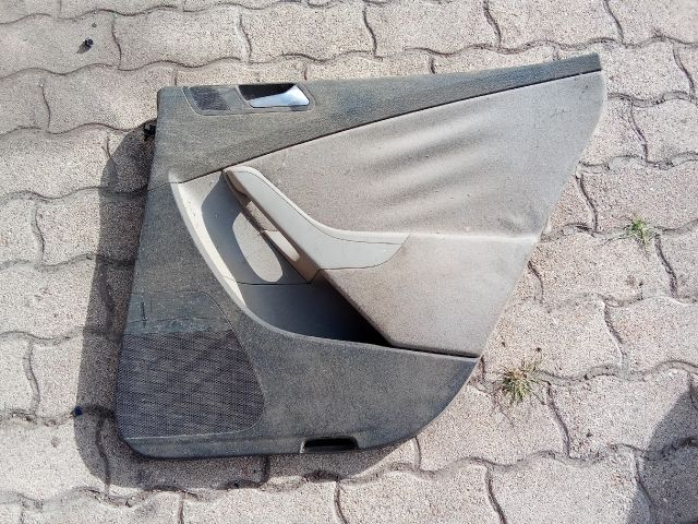 bontott VW PASSAT B6 Jobb hátsó Ajtó Kárpit