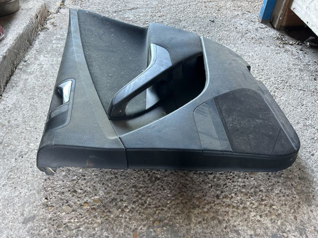 bontott VW PASSAT B6 Jobb hátsó Ajtó Kárpit