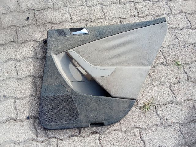 bontott VW PASSAT B6 Jobb hátsó Ajtó Kárpit