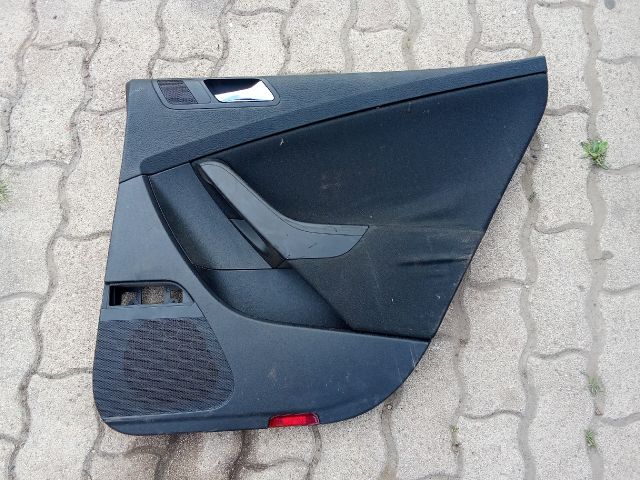 bontott VW PASSAT B6 Jobb hátsó Ajtó Kárpit