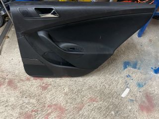 bontott VW PASSAT B6 Jobb hátsó Ajtó Kárpit