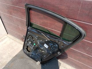 bontott VW PASSAT B6 Jobb hátsó Ajtó (Részeivel)