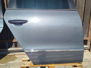 bontott VW PASSAT B6 Jobb hátsó Ajtó (Részeivel)
