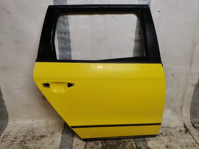 bontott VW PASSAT B6 Jobb hátsó Ajtó (Üres lemez)