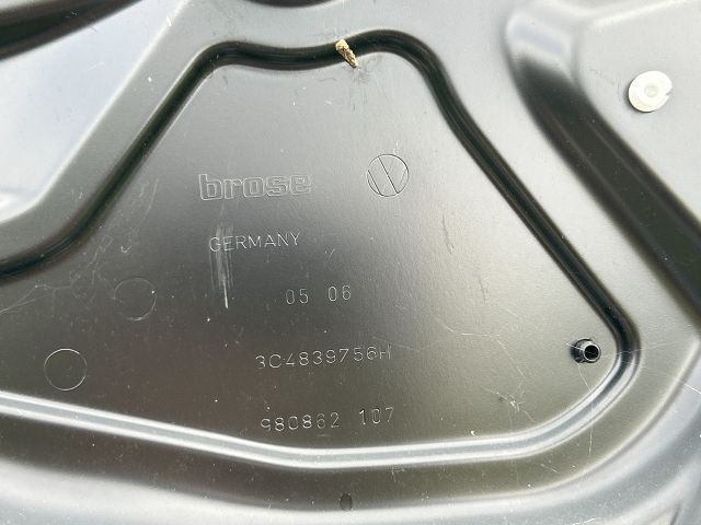 bontott VW PASSAT B6 Jobb hátsó Ajtó (Üres lemez)