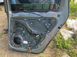 bontott VW PASSAT B6 Jobb hátsó Ajtó (Üres lemez)