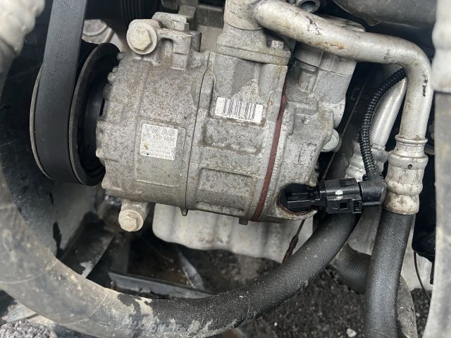 bontott VW PASSAT B6 Jobb hátsó Ajtóhatároló