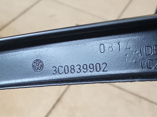 bontott VW PASSAT B6 Jobb hátsó Ajtókeret Burkolat