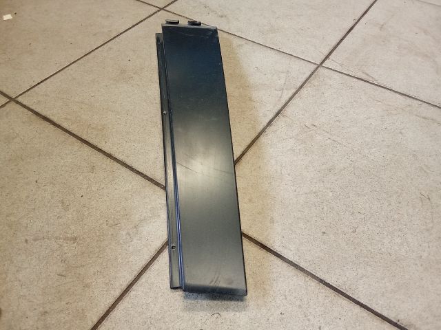 bontott VW PASSAT B6 Jobb hátsó Ajtókeret Burkolat