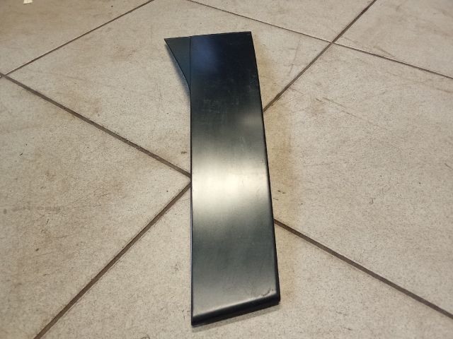 bontott VW PASSAT B6 Jobb hátsó Ajtókeret Burkolat