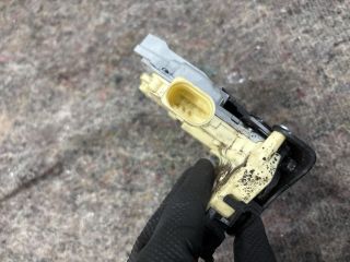 bontott VW PASSAT B6 Jobb hátsó Ajtózár