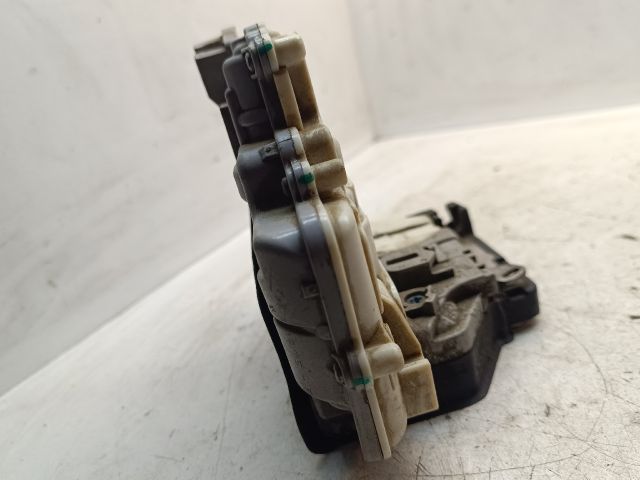 bontott VW PASSAT B6 Jobb hátsó Ajtózár