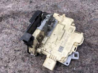 bontott VW PASSAT B6 Jobb hátsó Ajtózár