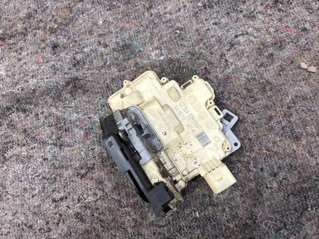 bontott VW PASSAT B6 Jobb hátsó Ajtózár