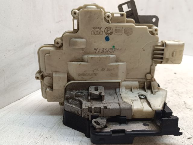 bontott VW PASSAT B6 Jobb hátsó Ajtózár