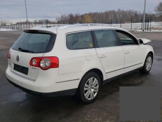 bontott VW PASSAT B6 Jobb hátsó Alsó Zsanér