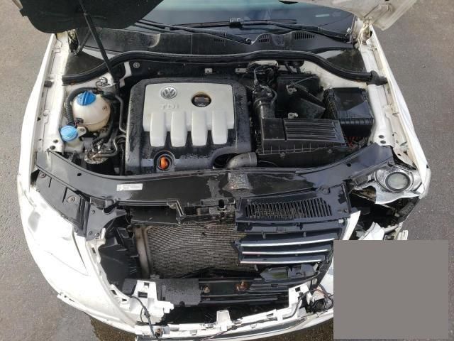 bontott VW PASSAT B6 Jobb hátsó Alsó Zsanér