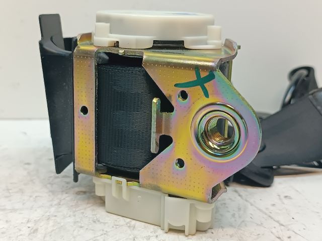 bontott VW PASSAT B6 Jobb hátsó Biztonsági Öv