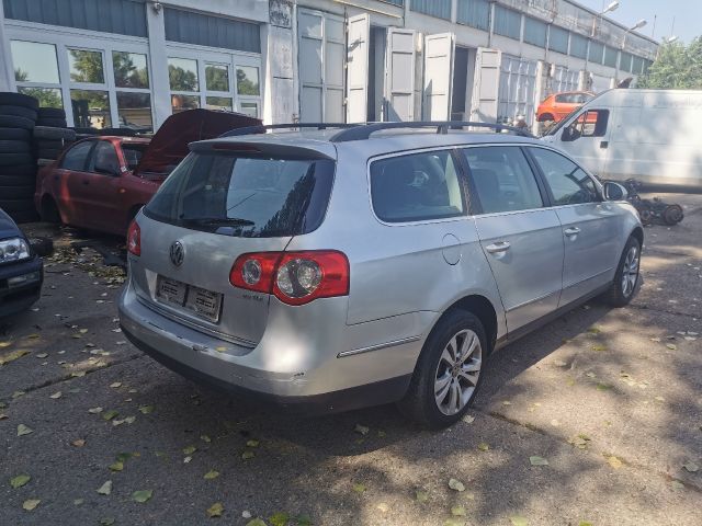 bontott VW PASSAT B6 Jobb hátsó Csonkállvány Kerékaggyal