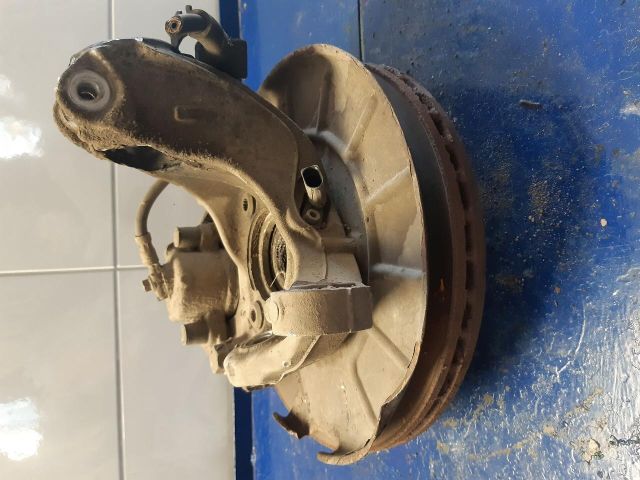 bontott VW PASSAT B6 Jobb hátsó Csonkállvány Kerékaggyal