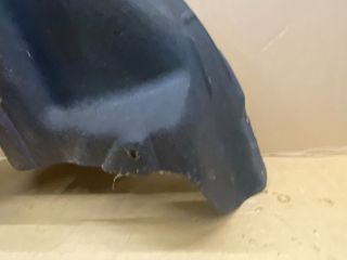 bontott VW PASSAT B6 Jobb hátsó Dobbetét (Kerékjárati, Műanyag)