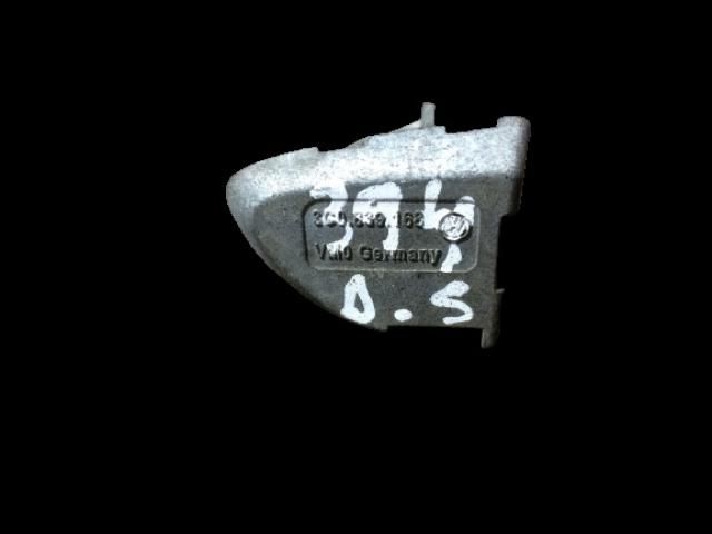 bontott VW PASSAT B6 Jobb hátsó Kilincs Burkolat