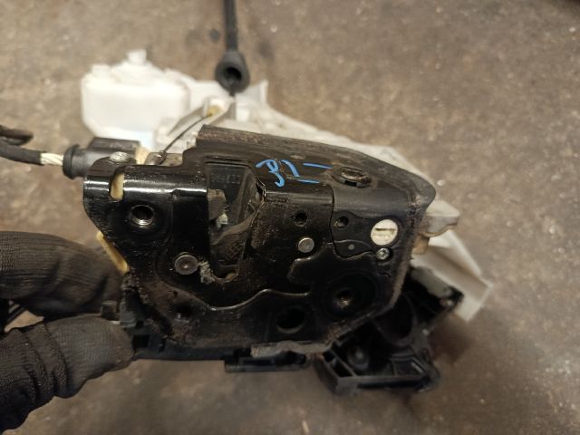 bontott VW PASSAT B6 Jobb hátsó Központizár Motor